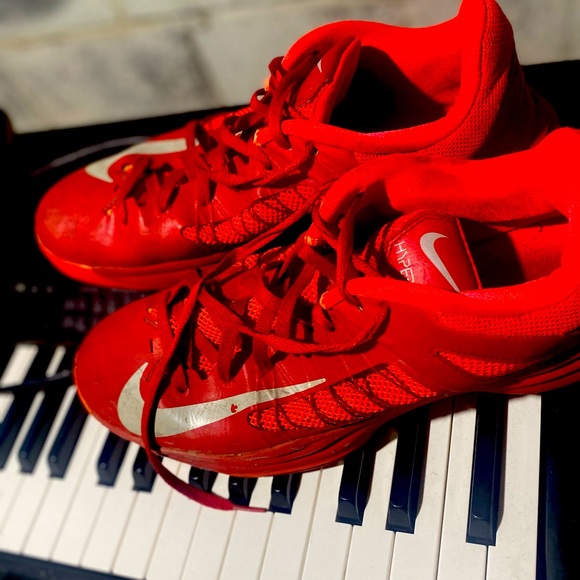 Basketball Sneakers - Picture 2 of 3